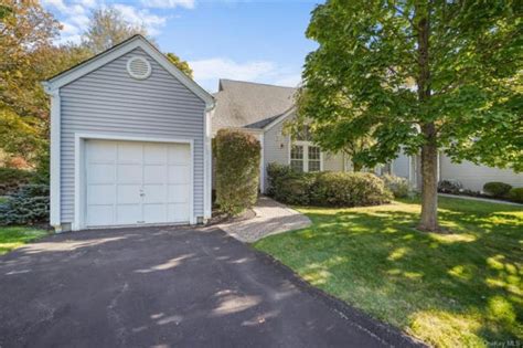 sandpiper court yorktown heights ny|215 Sandpiper Court, Yorktown Heights, NY 10598 